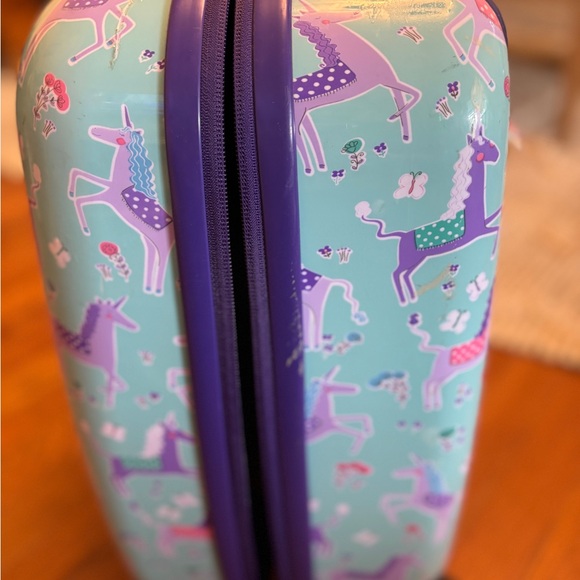 Pottery Barn Mckenzie Hard-Sided Spinner Luggage (Small) - Picture 12 of 15